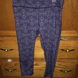 Capri yoga pants